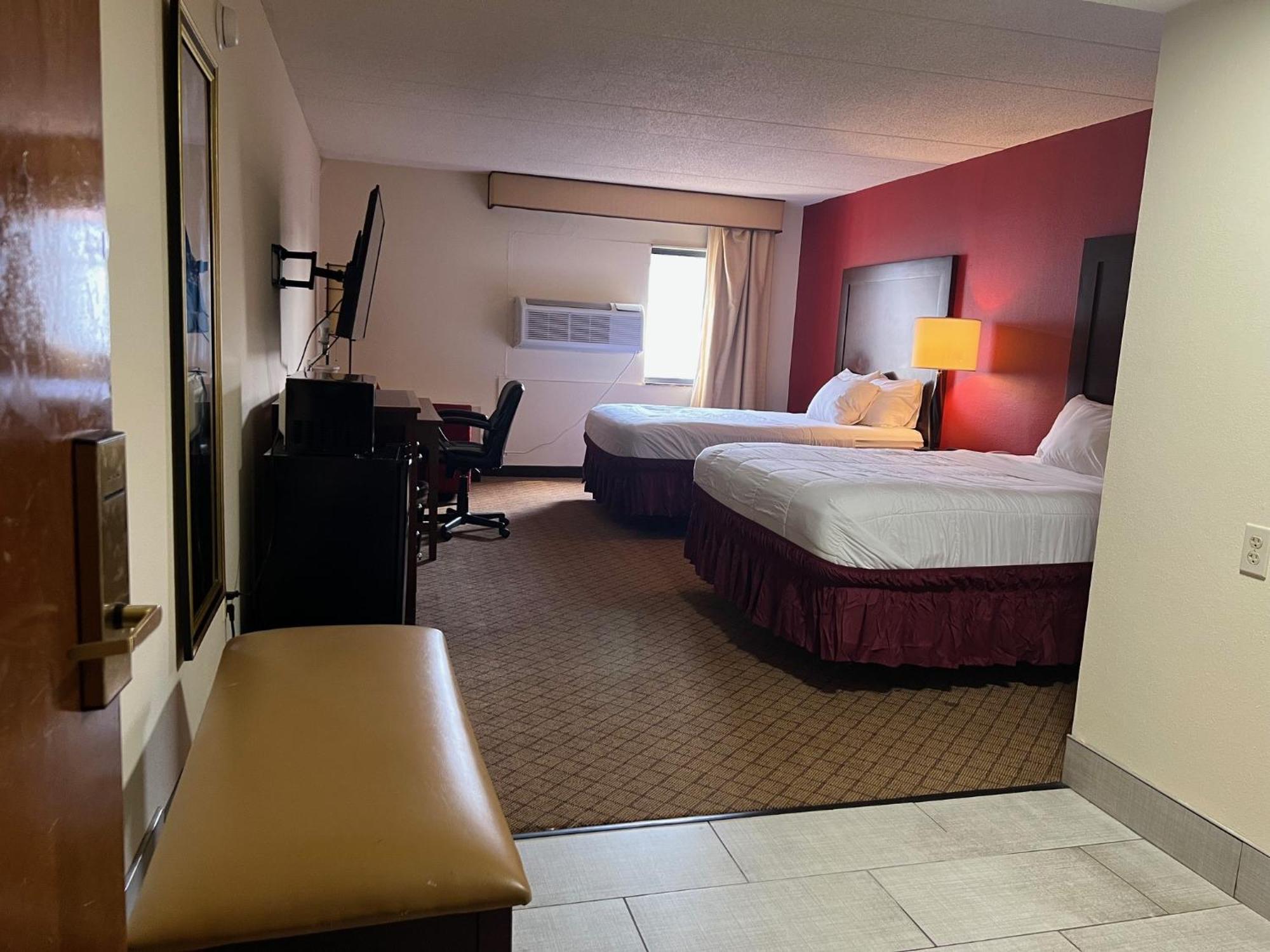 לנסינג Clarion Hotel מראה חיצוני תמונה